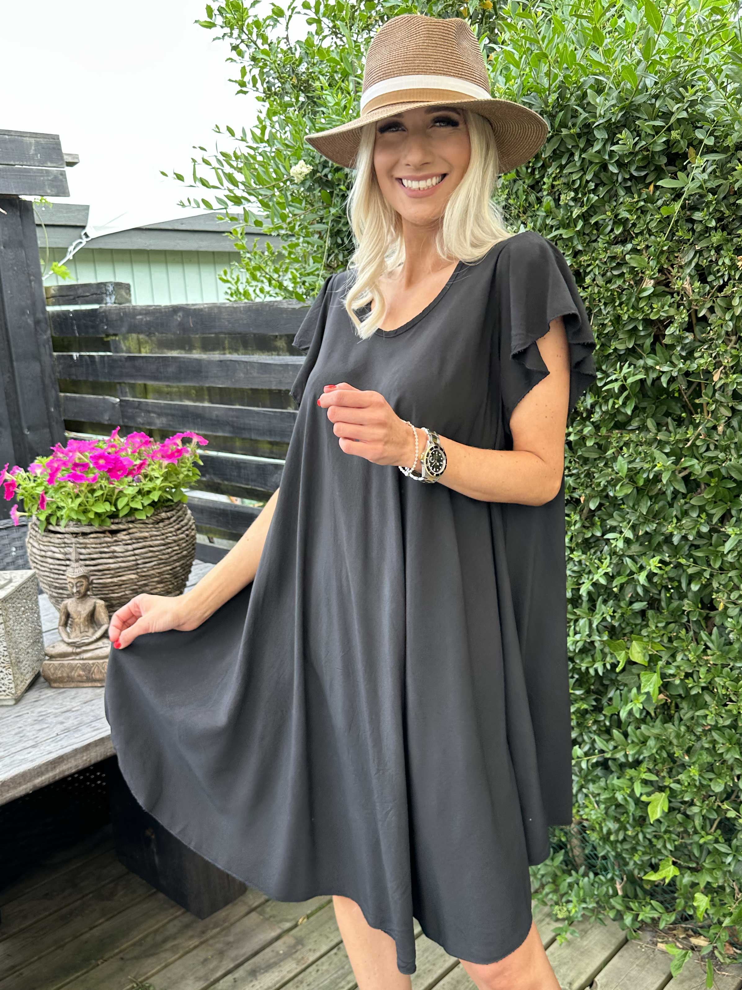 Davina - Simpel kjole i viskose med t-shirt ærmer